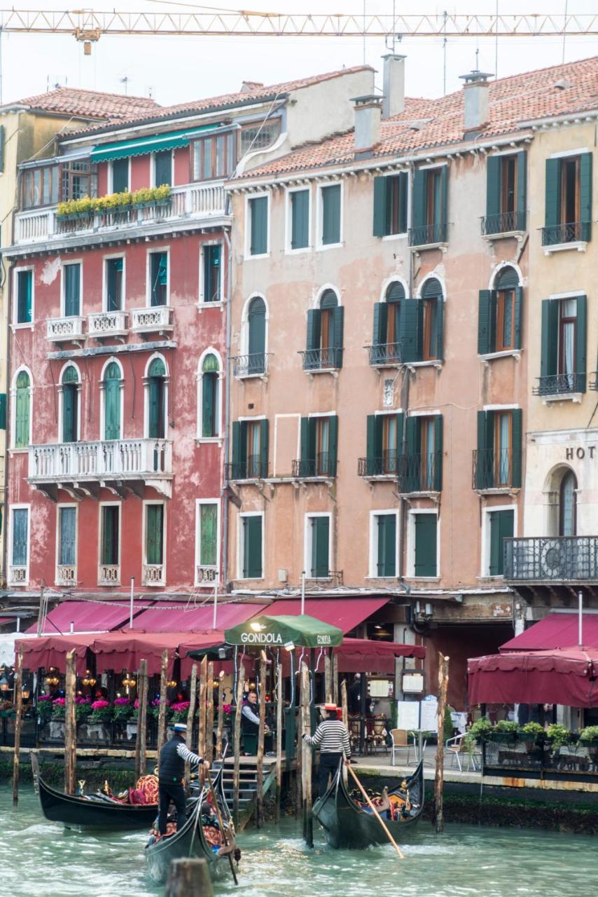 Hotel Magic Rialto à Venise Extérieur photo